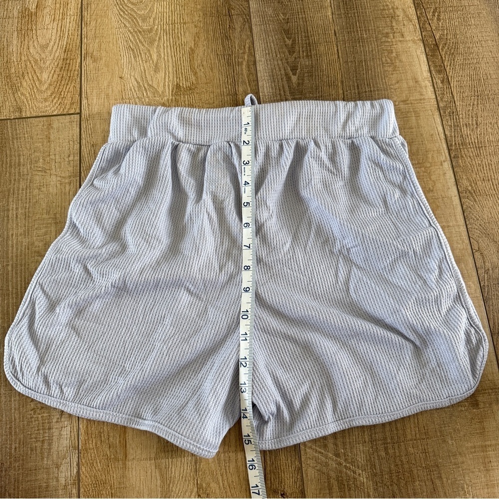 West Loop 2 piece short and shirt light blue set s/m - Picture 6 of 7